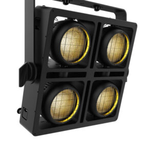 Chauvet Professional STRIKE Array 4 – IP65 LED Audience Blinder mit 4 Pods, Frontansicht